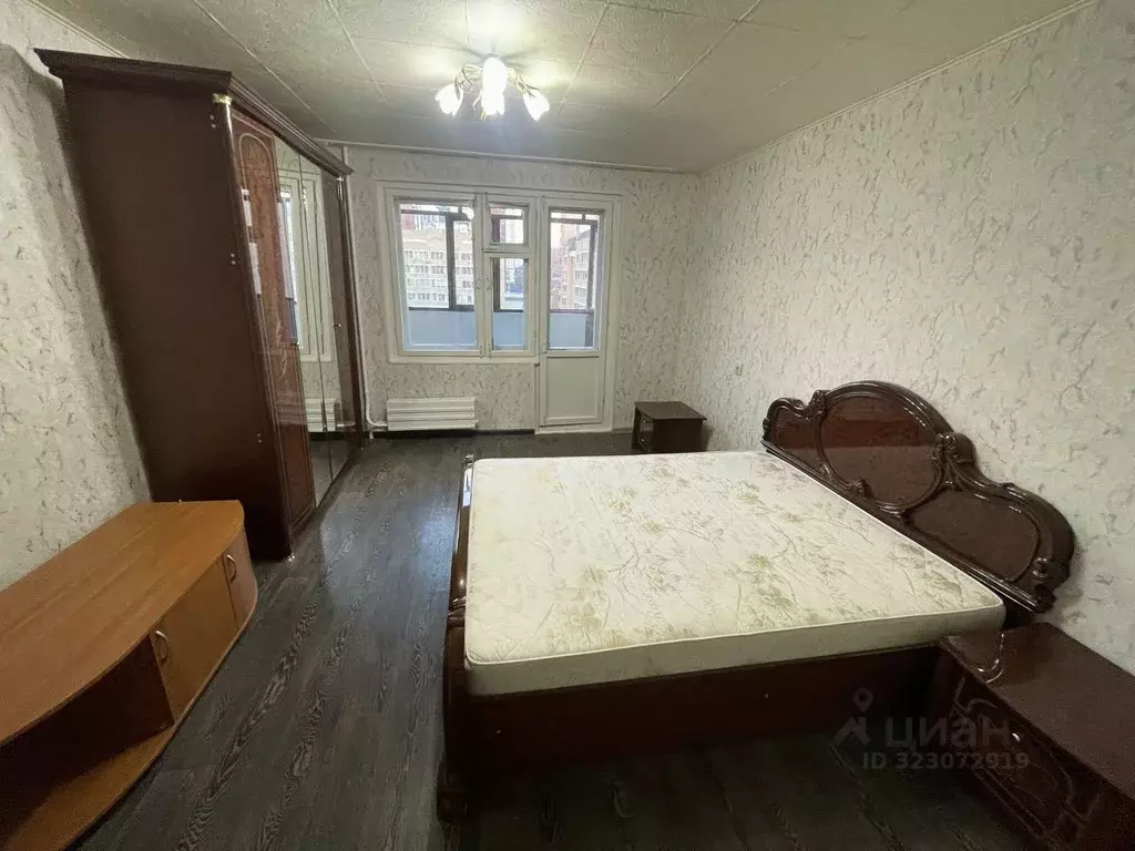 2-к кв. Свердловская область, Екатеринбург ул. Репина, 84 (50.0 м) - Фото 1