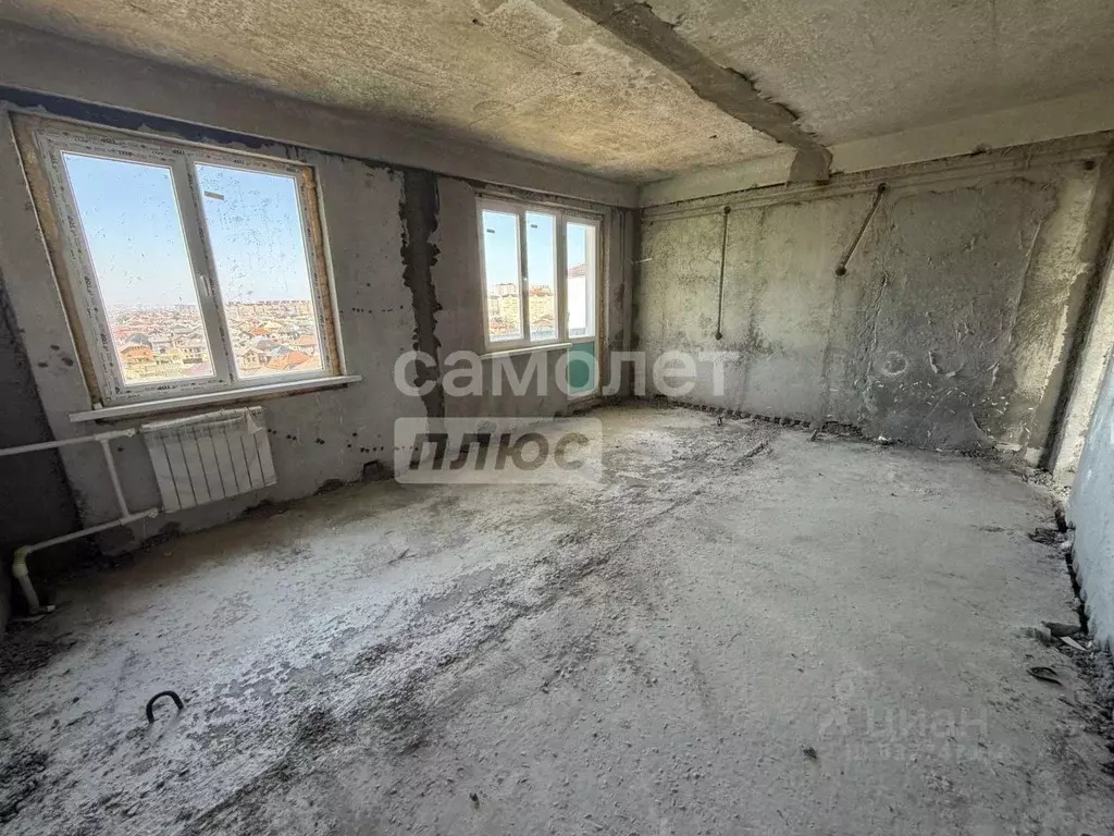 2-к кв. Дагестан, Каспийск ул. Магомедали Магомеджановa, 18к6 (70.0 м) - Фото 1