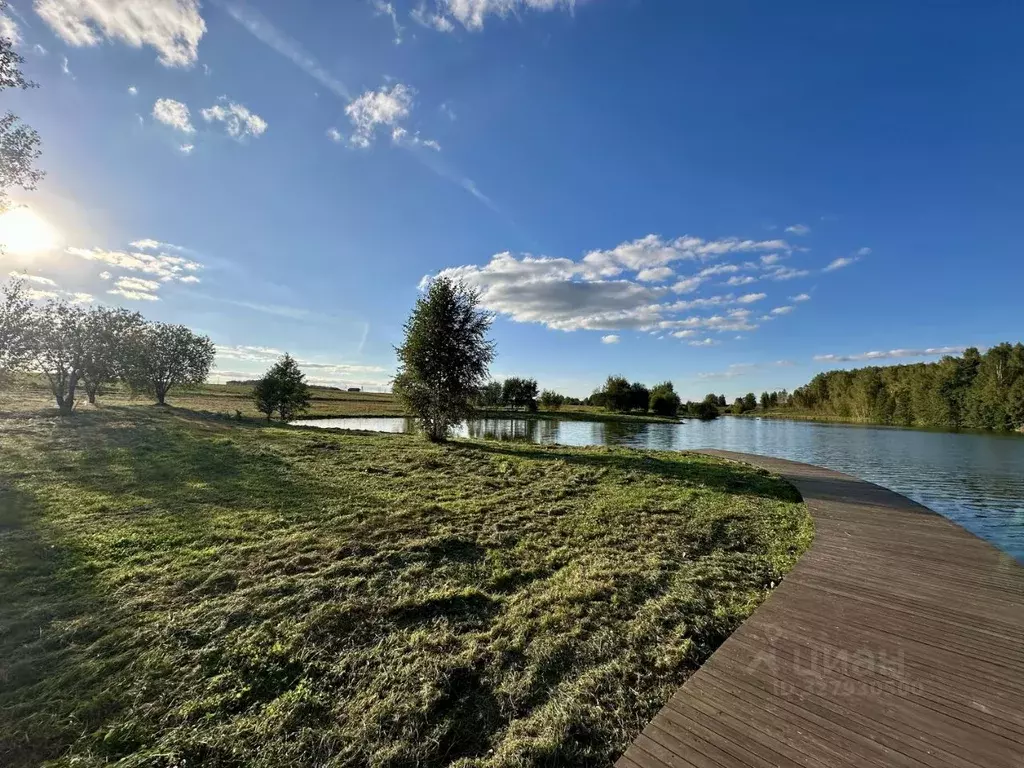 Участок в Московская область, Домодедово Белые Столбы мкр, ул. Лесная ... - Фото 1