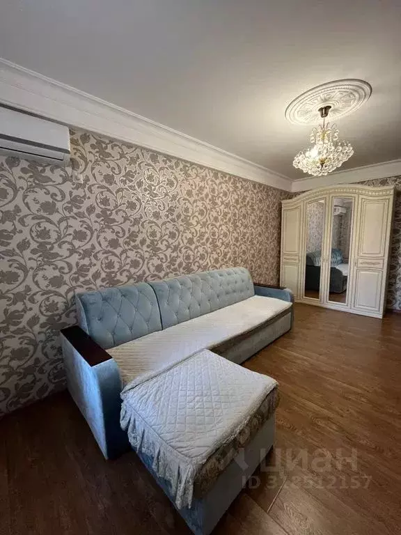 2-к кв. Дагестан, Каспийск просп. Акулиничева, 15Б (58.0 м) - Фото 0