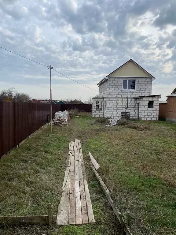 Дом в Ростовская область, Неклиновский район, Поляковское с/пос, с. ... - Фото 1