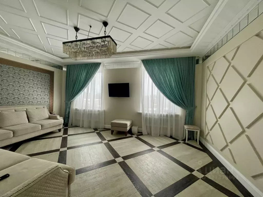 2-к кв. Ленинградская область, Гатчина ул. Рощинская, 1 (70.0 м) - Фото 2