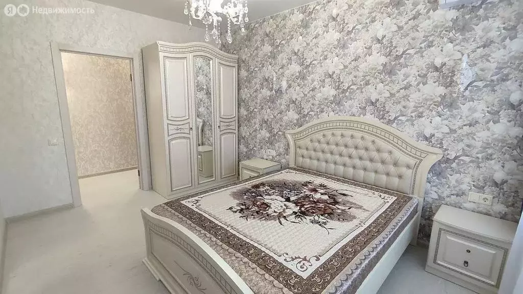 2-комнатная квартира: Тюмень, улица Мельникайте, 36к2 (58.6 м) - Фото 0
