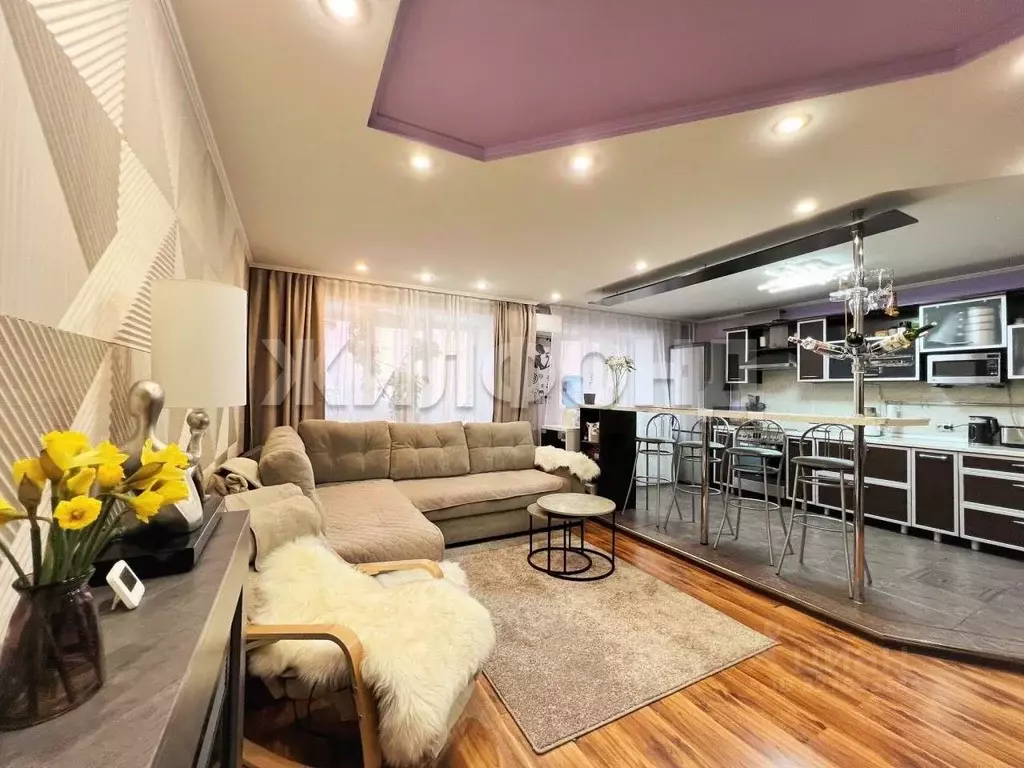 3-к кв. Алтайский край, Барнаул Лазурная ул., 19 (94.2 м) - Фото 1