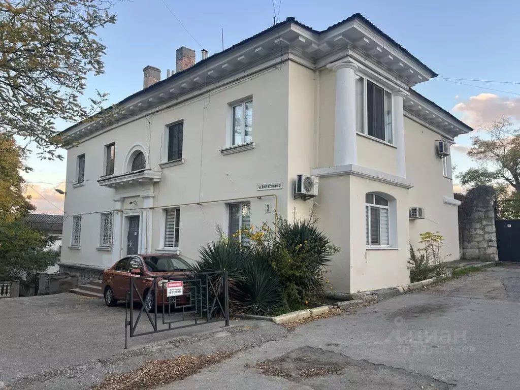 3-к кв. Севастополь ул. Алексакиса, 3 (69.5 м) - Фото 0