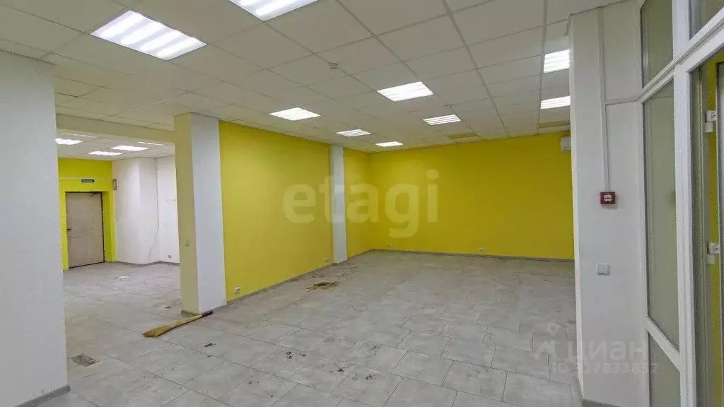 Помещение свободного назначения в Крым, Симферополь ул. Батурина (97 ... - Фото 0