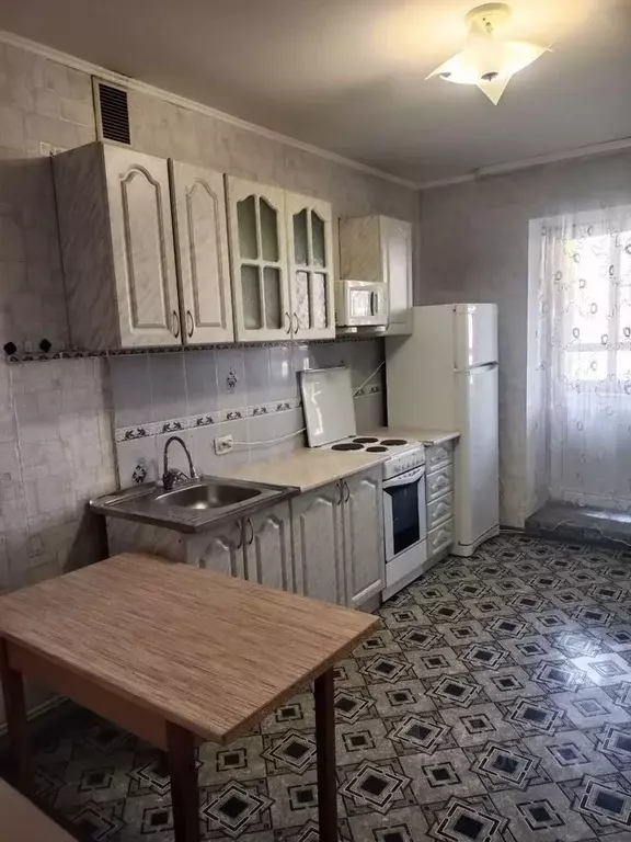 1-к кв. Омская область, Омск ул. 24-я Северная, 204 (38.0 м) - Фото 1
