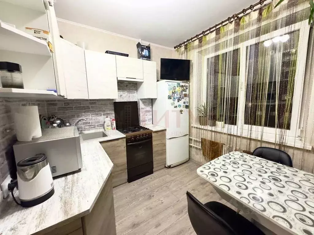 1-к кв. Белгородская область, Старый Оскол ул. Свердлова, 26 (30.5 м) - Фото 2