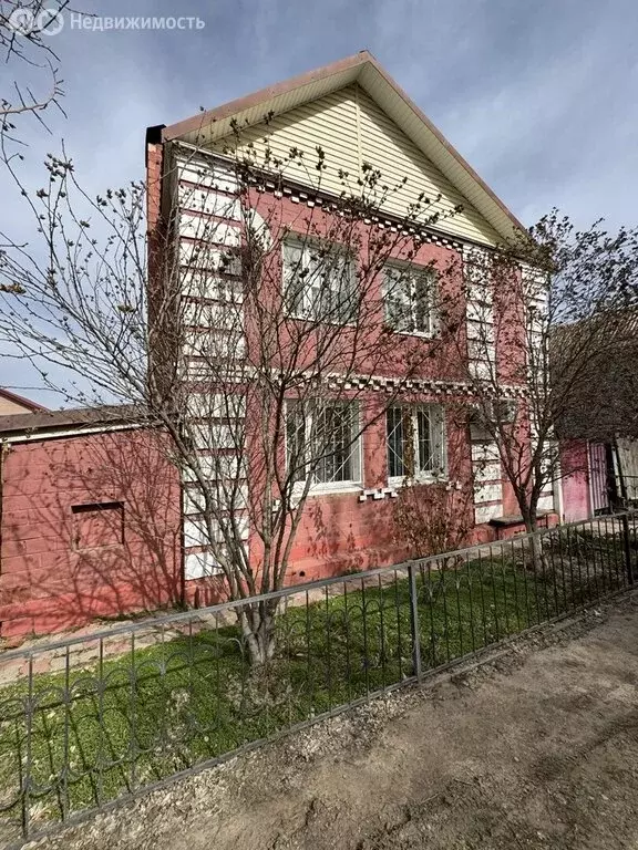 Дом в Астрахань, улица Набережная Тимирязева, 217 (90 м) - Фото 2