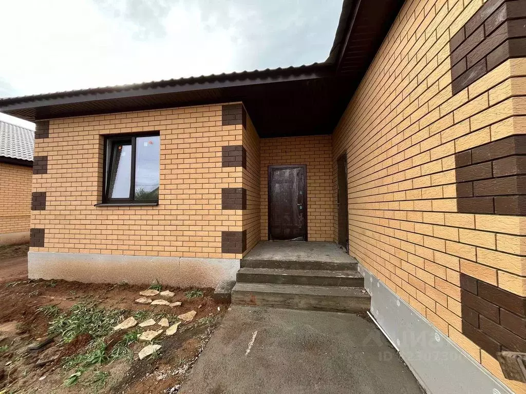 Дом в Оренбургская область, Оренбургский район, с. Подгородняя ... - Фото 2