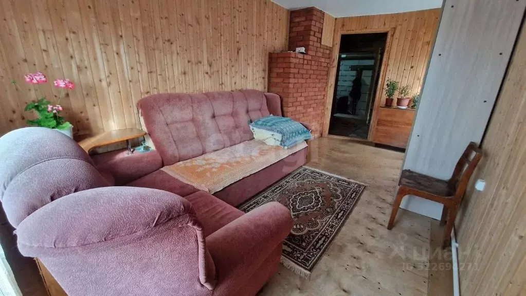 Дом в Удмуртия, Вавожский район, с. Вавож ул. Победы, 134 (39 м) - Фото 2