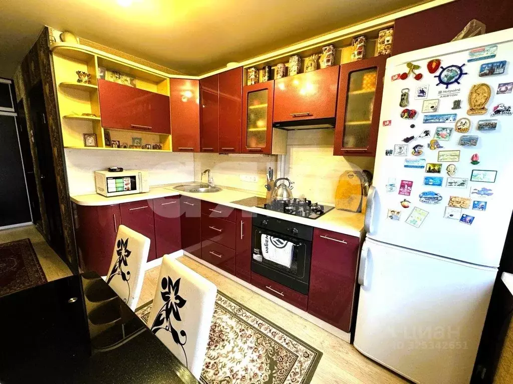 2-к кв. Волгоградская область, Волгоград ул. Маршала Еременко, 60 ... - Фото 2