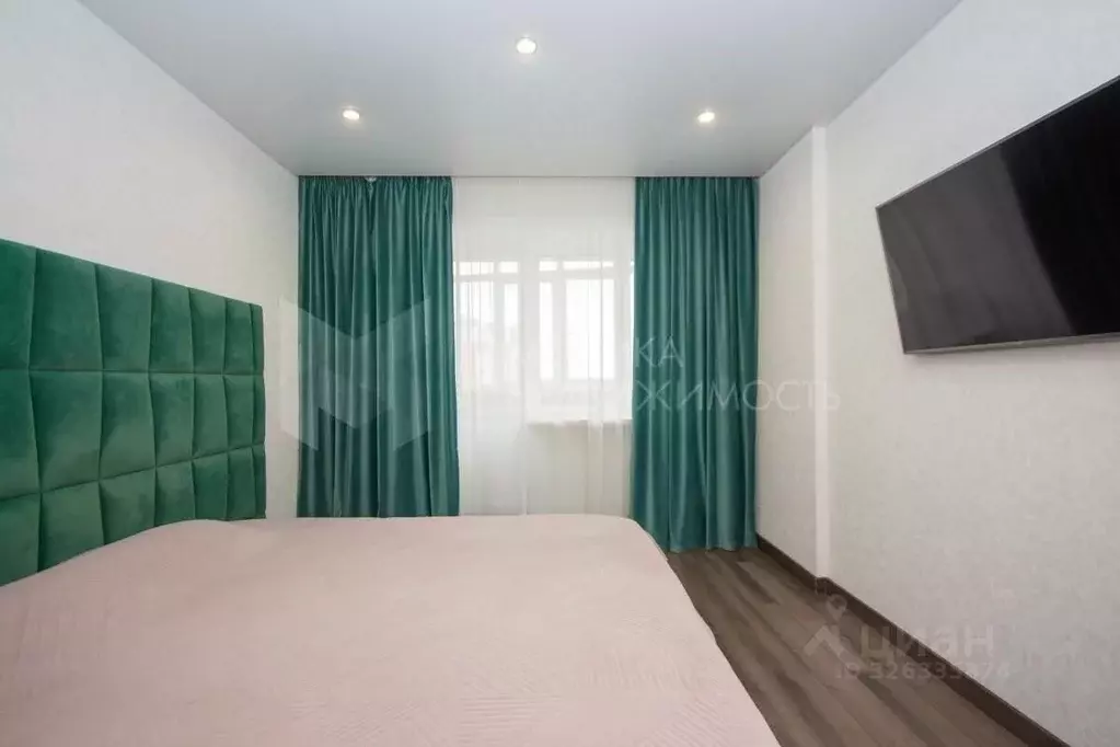 2-к кв. Тюменская область, Тюмень ул. Максима Горького, 90 (84.5 м) - Фото 1