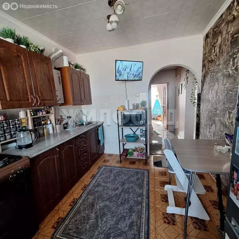3-комнатная квартира: Краснокумское, улица Кирова, 40 (88.8 м) - Фото 1