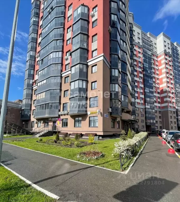 3-к кв. Татарстан, Казань ул. Баки Урманче, 11к1 (90.0 м) - Фото 1