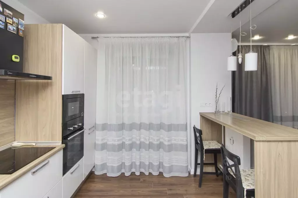 2-к кв. Тюменская область, Тюмень Полевая ул., 105к6 (61.0 м) - Фото 1