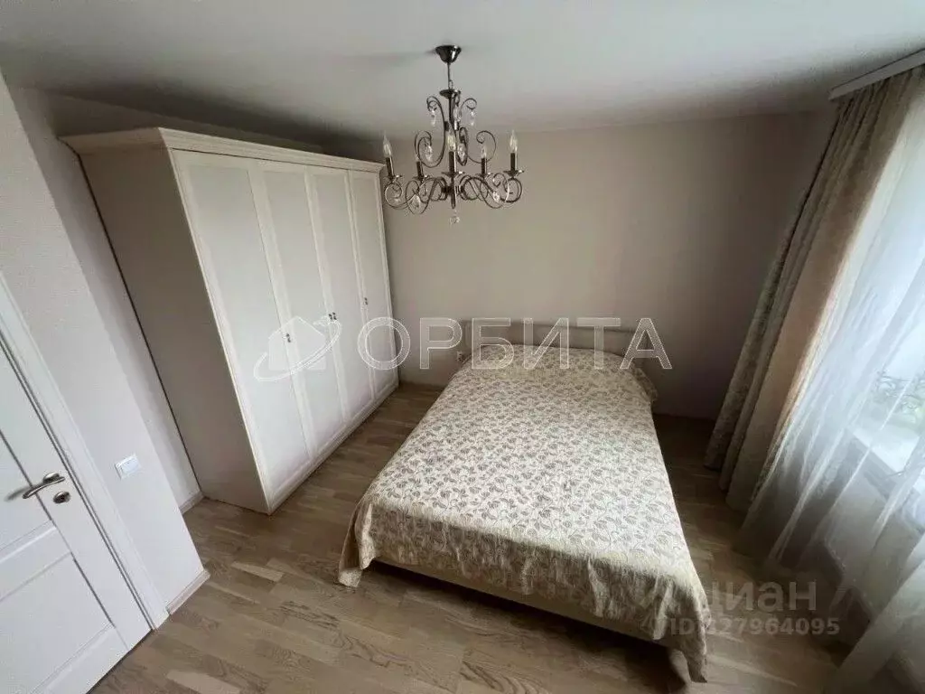 2-к кв. Тюменская область, Тюмень Амурская ул., 39 (58.3 м) - Фото 1