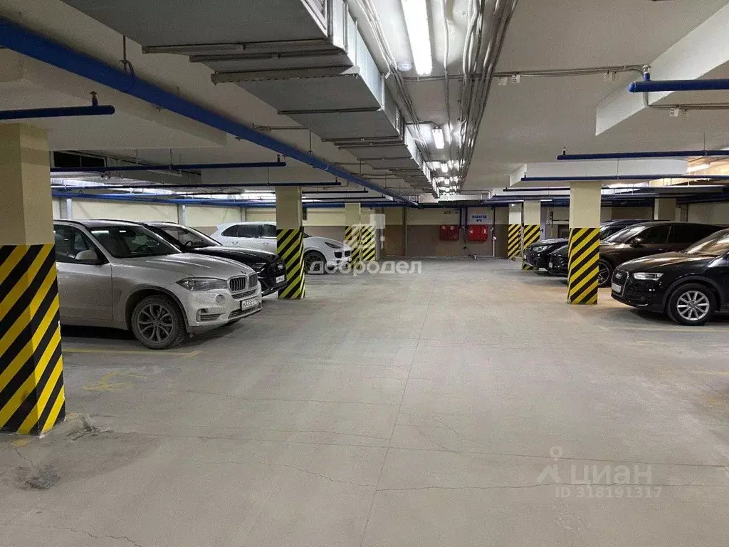 Гараж в Свердловская область, Екатеринбург ул. Куйбышева, 21 (18 м) - Фото 0