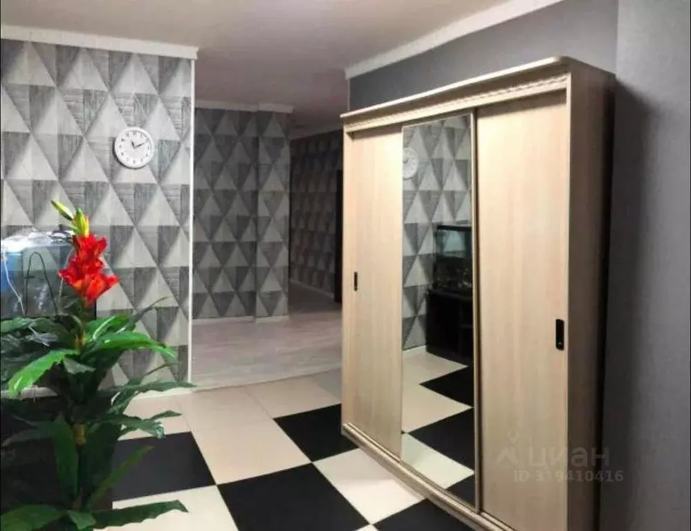 2-к кв. Саха (Якутия), Якутск ул. Дзержинского, 27/2 (83.0 м) - Фото 1