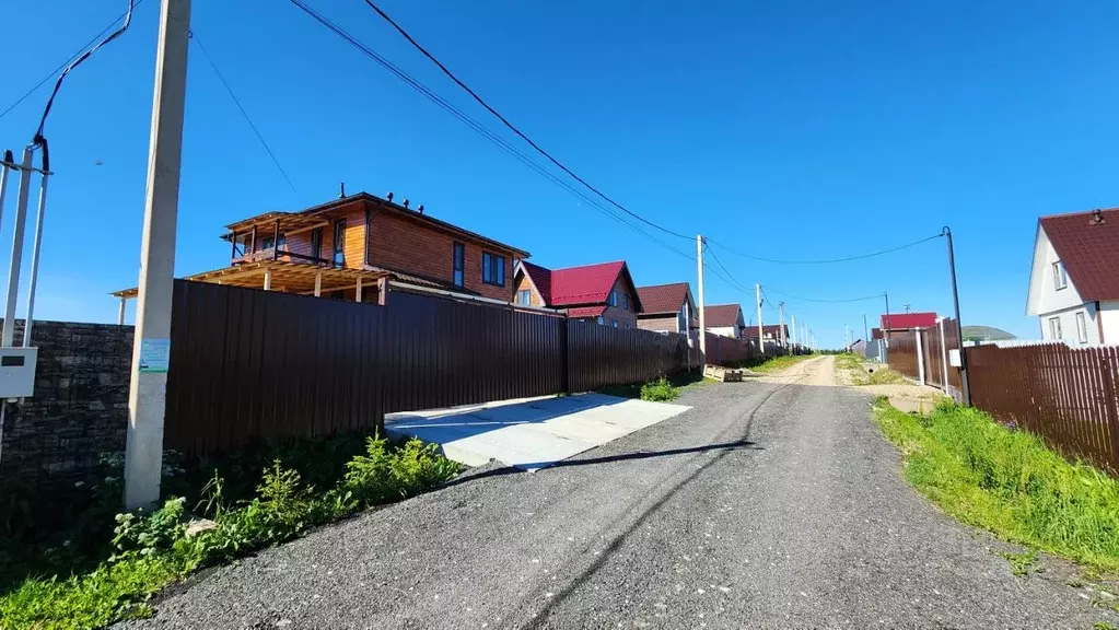 Участок в Московская область, Истра муниципальный округ, д. Крючково ... - Фото 2