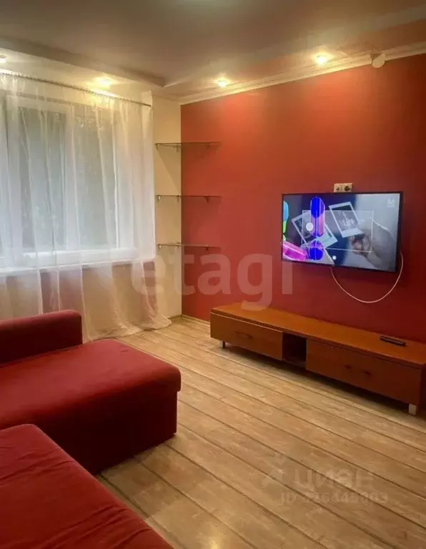 3-к кв. Удмуртия, Ижевск ул. Имени Барышникова, 13 (55.0 м) - Фото 1