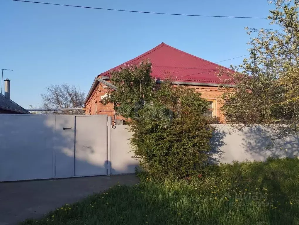 Дом в Адыгея, Майкоп городской округ, Ханская ст-ца ул. Кузнечная (90 ... - Фото 0