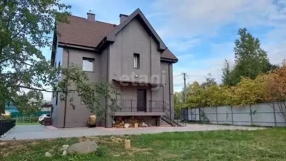 Дом в Коми, Сыктывкар городской округ, Краснозатонский пгт 16-я линия, ... - Фото 1