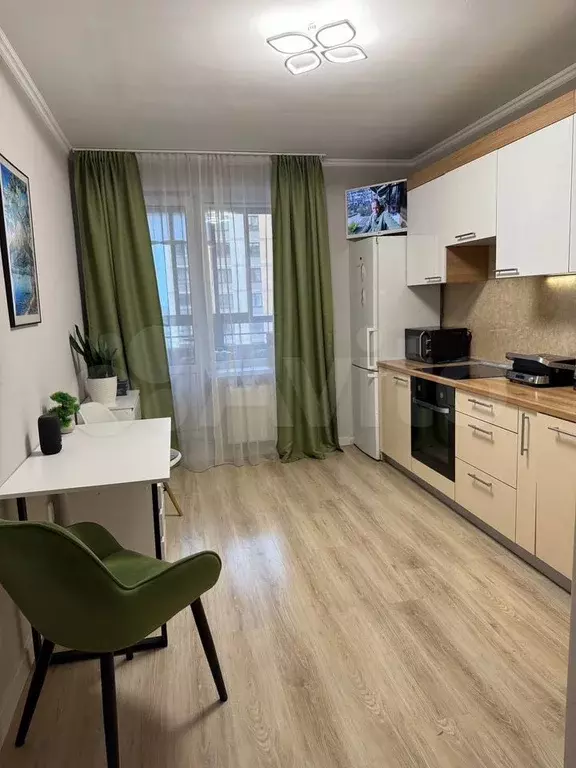 1-к. квартира, 41 м, 18/22 эт. - Фото 0