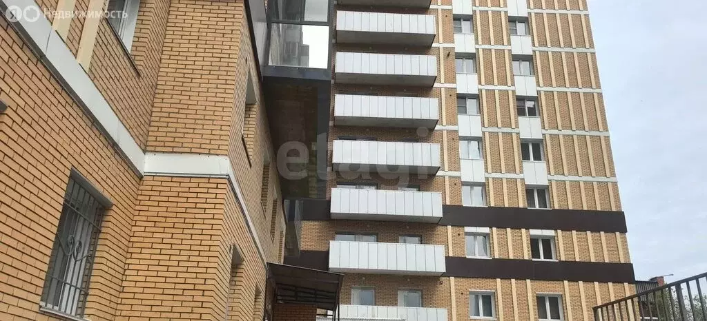 2-комнатная квартира: Улан-Удэ, улица Модогоева, 10 (58.9 м) - Фото 1