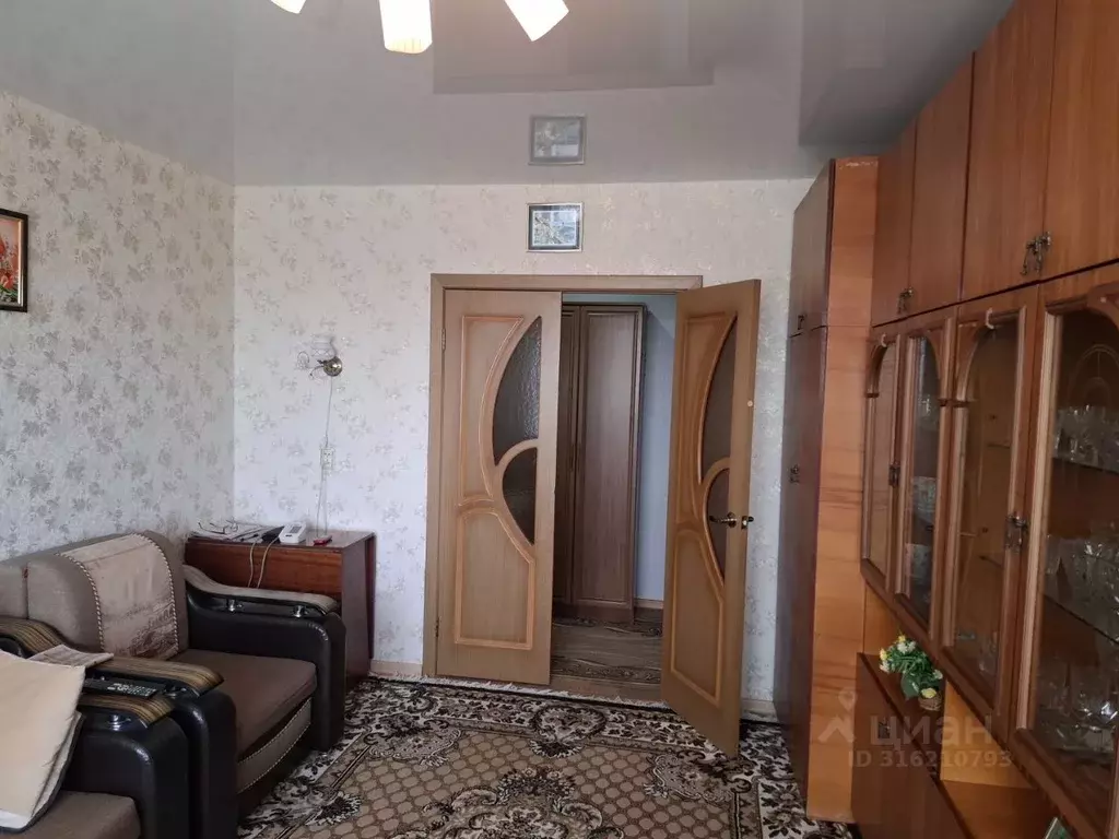 3-к кв. Волгоградская область, Волгоград Жилгородок мкр, ул. ... - Фото 1