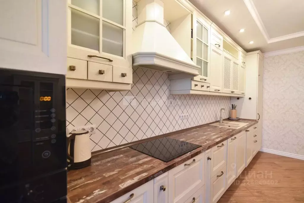 3-к кв. Алтайский край, Барнаул ул. Островского, 68Е (93.0 м) - Фото 1