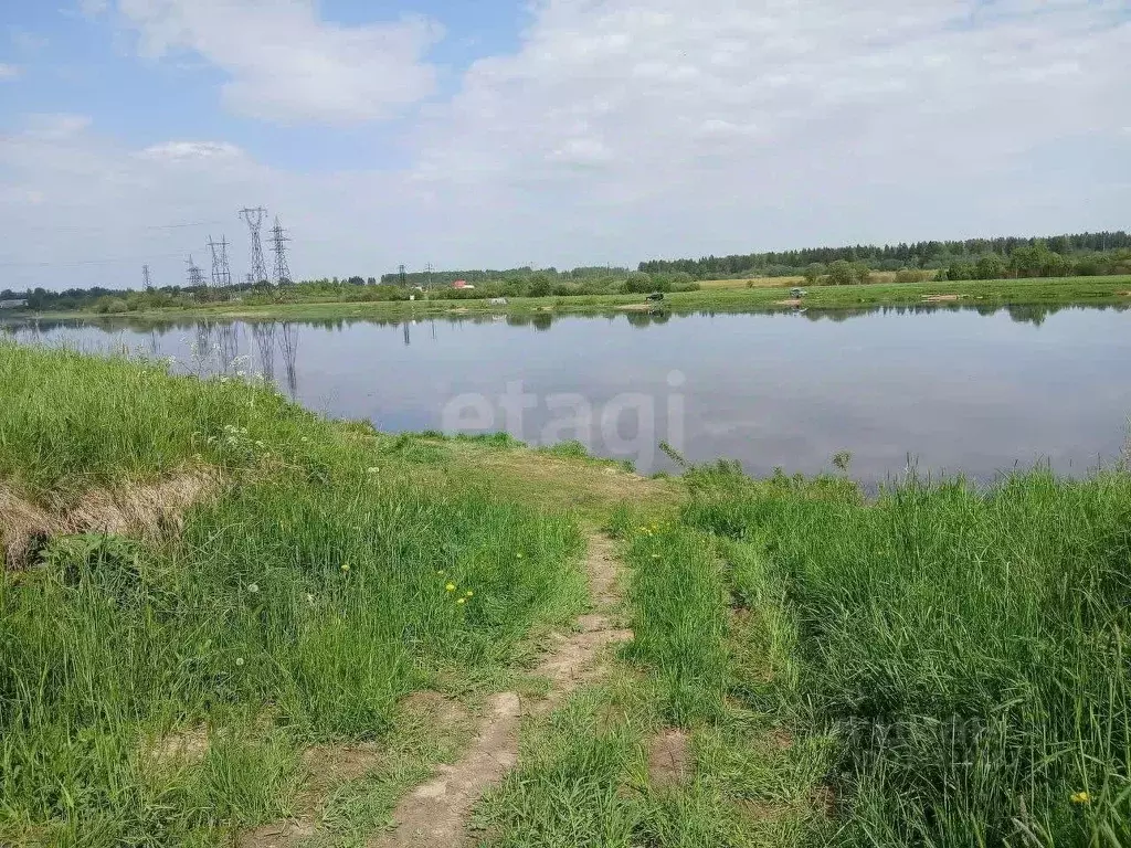 Участок в Ленинградская область, Волховский район, Староладожское ... - Фото 0
