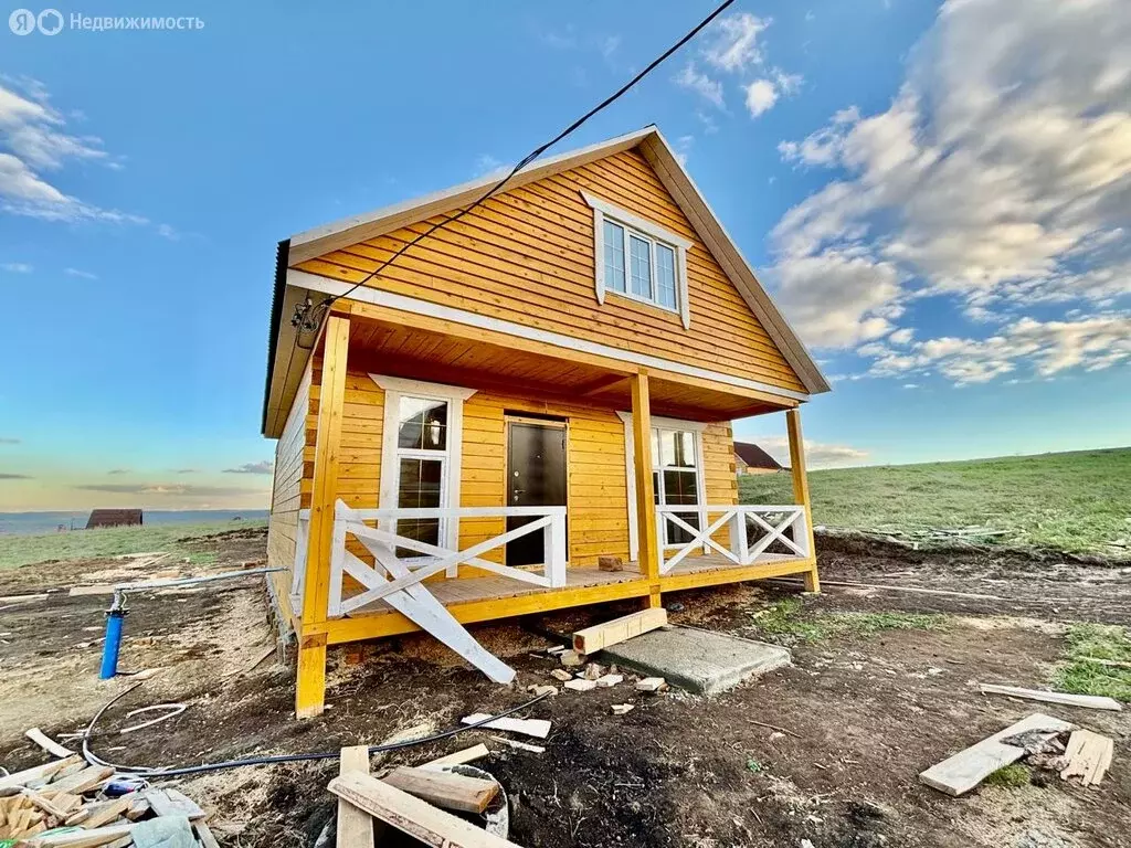 Дом в Иркутский муниципальный округ, село Урик (150 м) - Фото 1