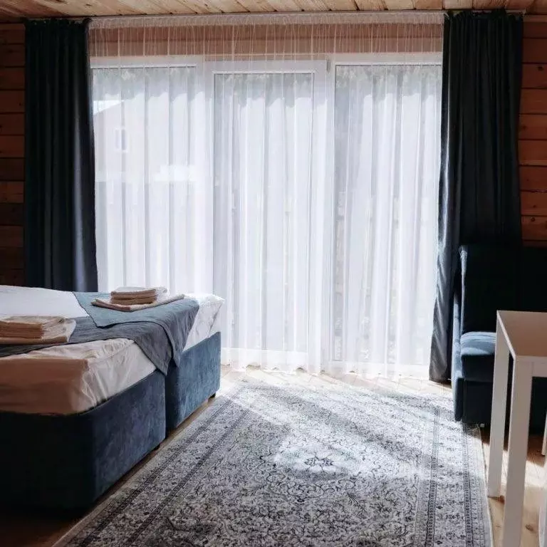 Дом в Алтай, Улаганский район, с. Акташ ул. Академика Кузнецова, 24 ... - Фото 1