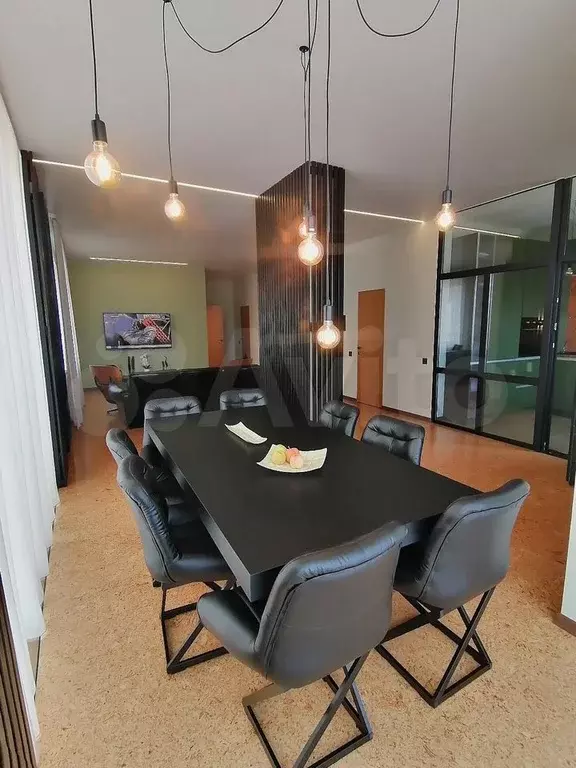 3-к. квартира, 130 м, 6/9 эт. - Фото 0