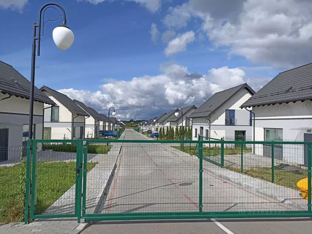 Дом в Калининградская область, Гурьевский муниципальный округ, пос. ... - Фото 2