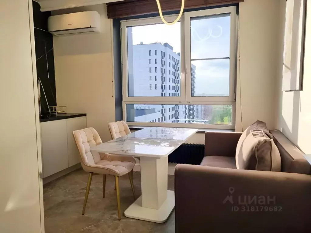 2-к кв. Москва, Москва, Московский г. ул. Никитина, 11к9 (65.6 м) - Фото 1