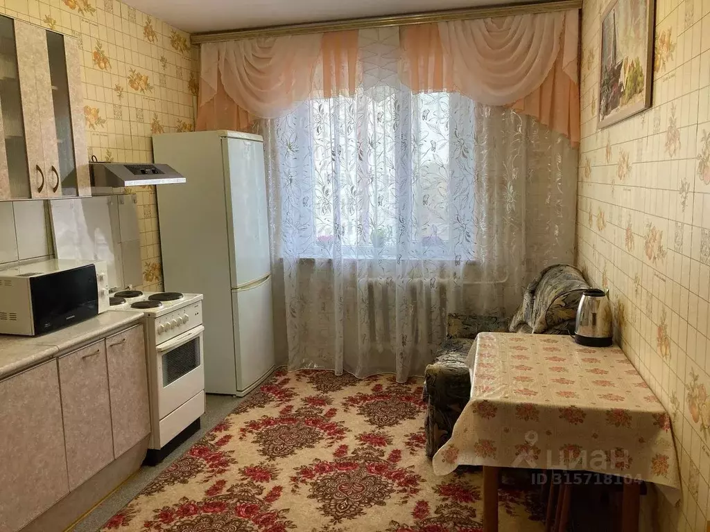 1-к кв. Тюменская область, Тюмень ул. Домостроителей, 6а (33.0 м) - Фото 1