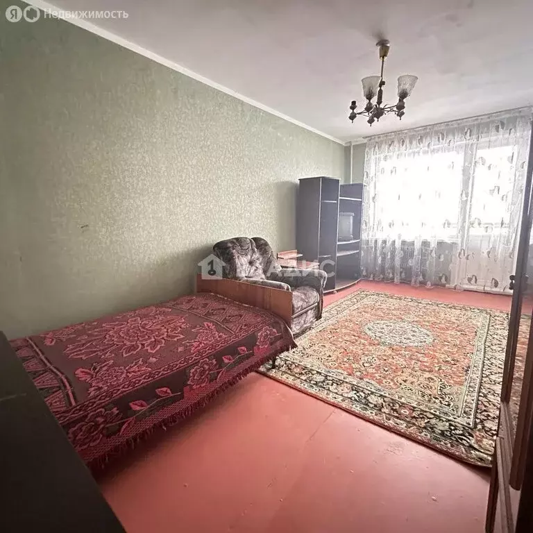 2-комнатная квартира: Барнаул, улица Сухэ-Батора, 8 (45.1 м) - Фото 1