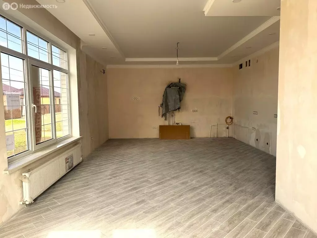 Дом в Крымск, Стекольная улица (130 м) - Фото 1