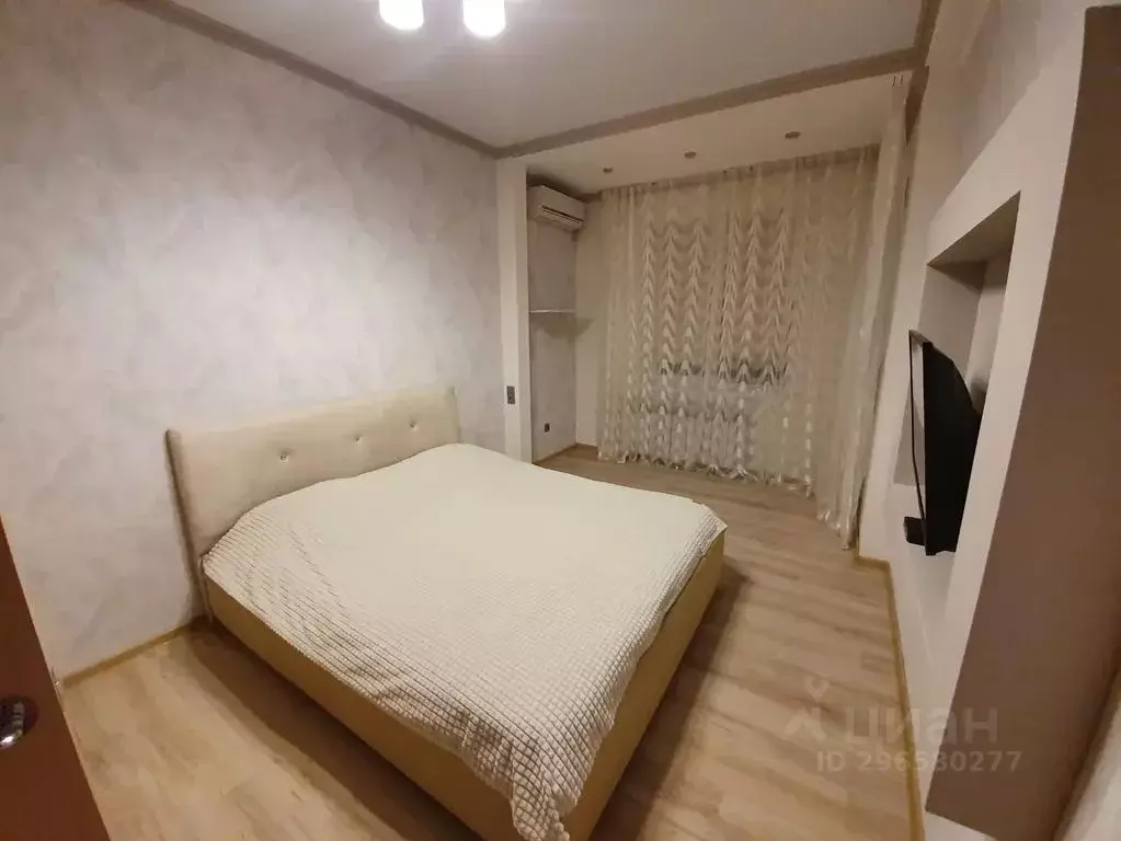 2-к кв. Ростовская область, Новочеркасск Атаманская ул., 62 (70.0 м) - Фото 1