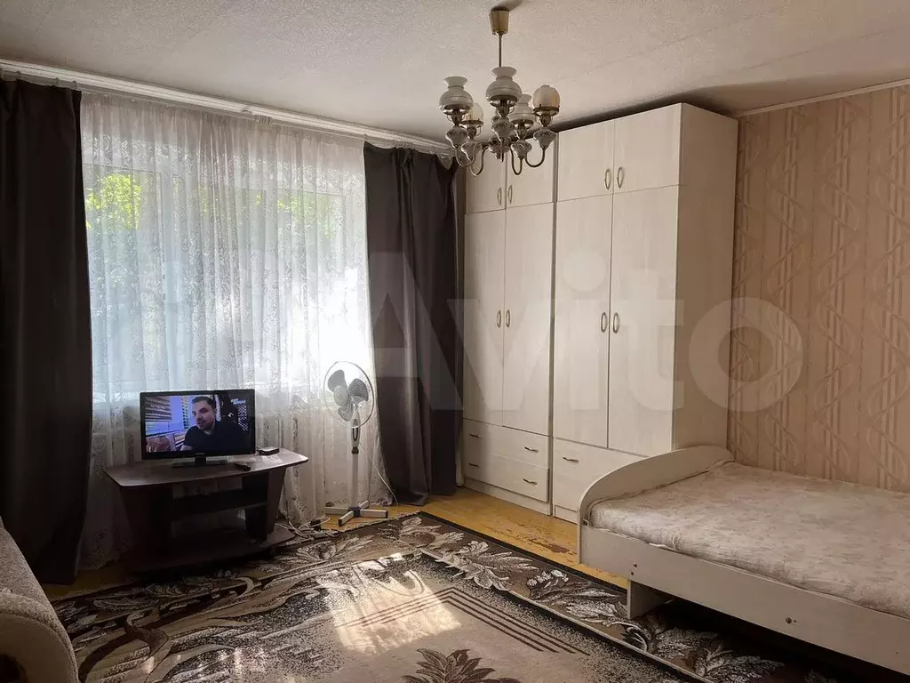 1-к. квартира, 32 м, 2/5 эт. - Фото 0