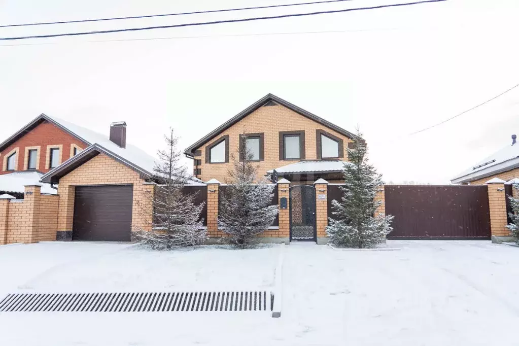 Дом в Башкортостан, Уфа городской округ, с. Нагаево ул. Урал-батыра, ... - Фото 1