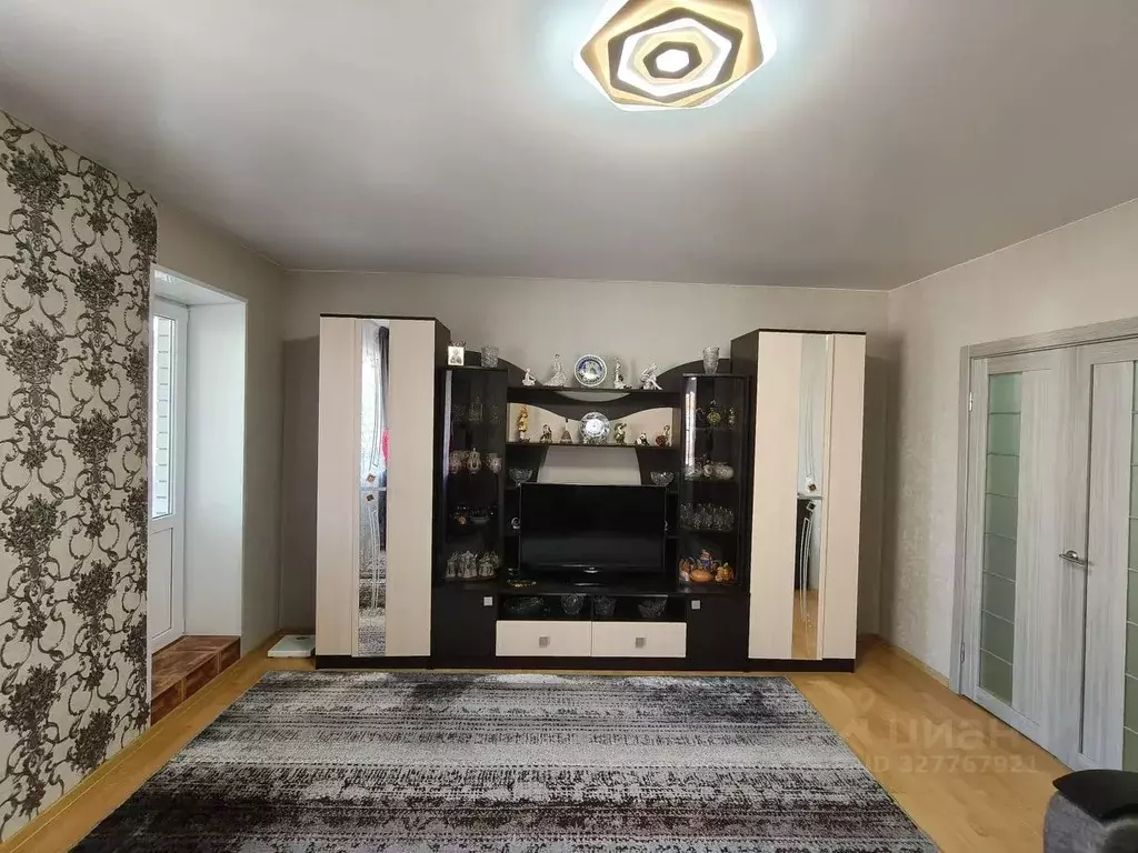 Свободной планировки кв. Краснодарский край, Ейск ул. Пушкина, 71/1 ... - Фото 1