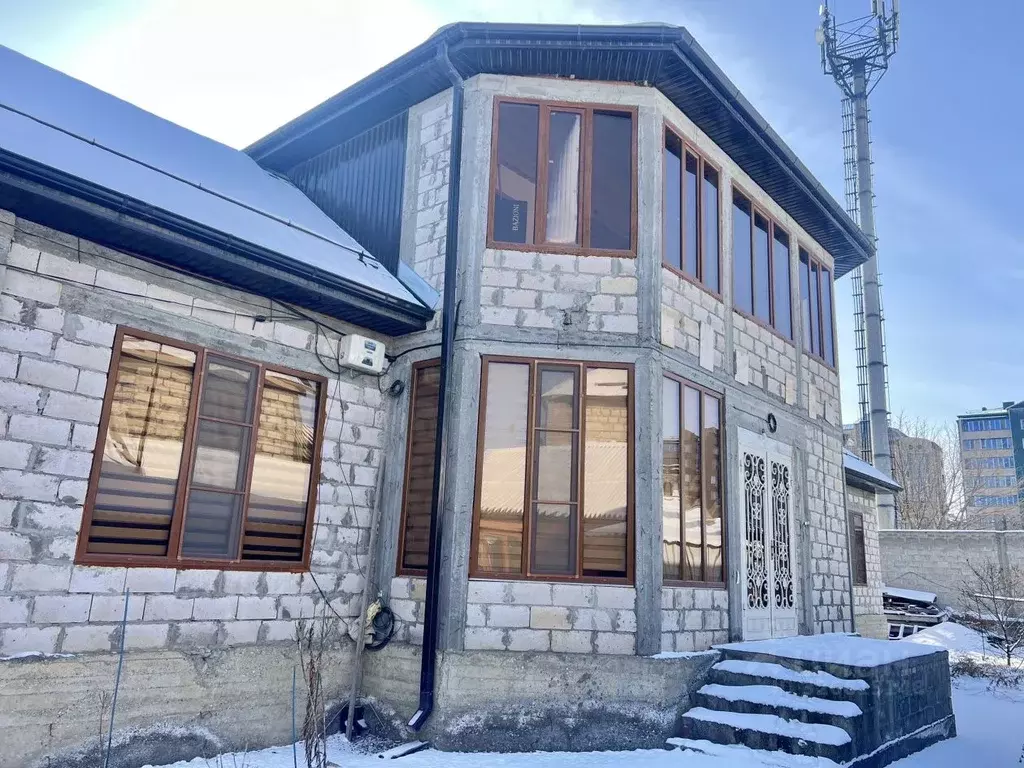 Дом в Чеченская республика, Грозный ул. Лермонтова, 227 (170 м) - Фото 1