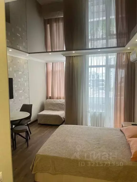 1-к кв. Краснодарский край, Сочи Светлана мкр, ул. Депутатская, 10 ... - Фото 0