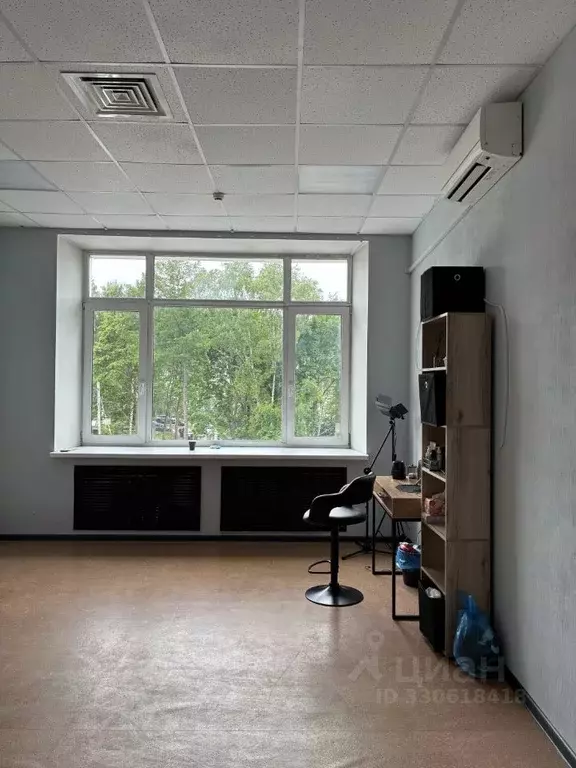 Офис в Кировская область, Киров ул. Владимирская, 99 (22 м) - Фото 1