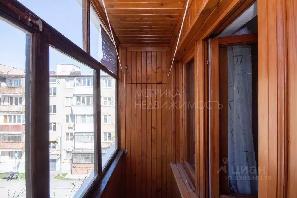 1-к кв. Тюменская область, Тюмень ул. Парфенова, 38 (30.8 м) - Фото 1