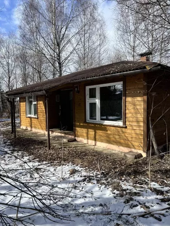 Дом в Смоленская область, Гагаринский муниципальный округ, д. Аржаники ... - Фото 0