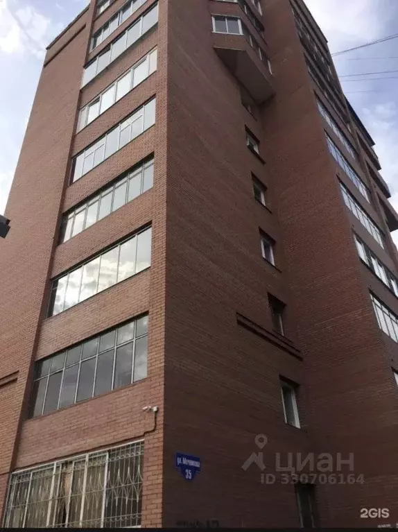 3-к кв. Красноярский край, Красноярск ул. Мечникова, 35 (64.0 м) - Фото 1